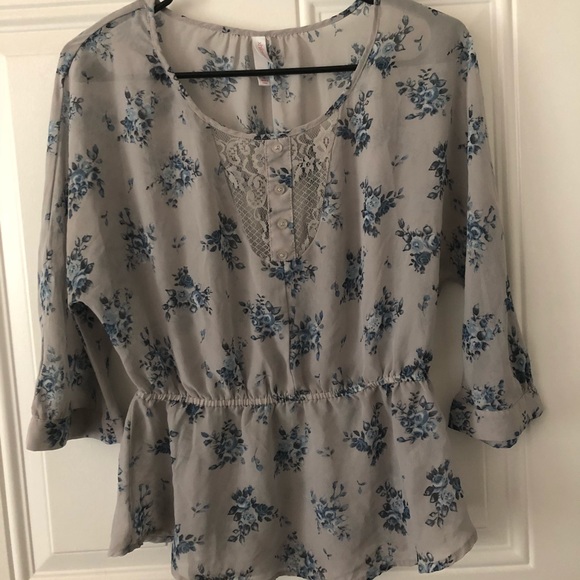 Xhilaration Flowered Blouse - Picture 1 of 3